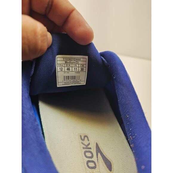 Brooks Men 12 Comfy footwear - Picture 8 of 11